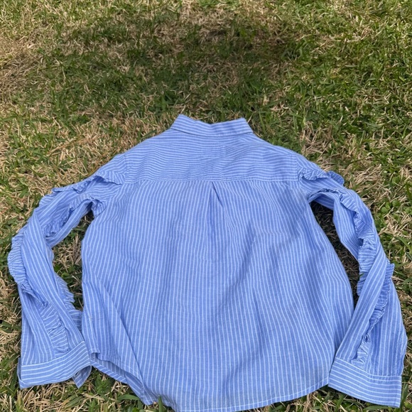 NWT Rails Lizzi Button Front Pinstriped Ruffle Trim Blouse Top Coastal Size M - Picture 9 of 9